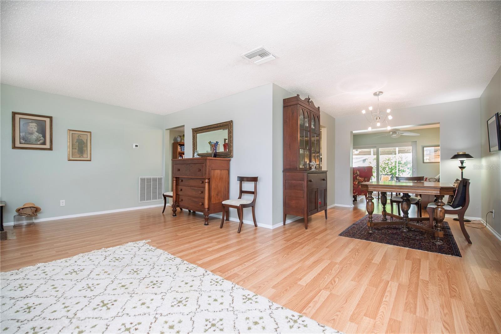 Image 4 of 30 For 748 Helmsman Street