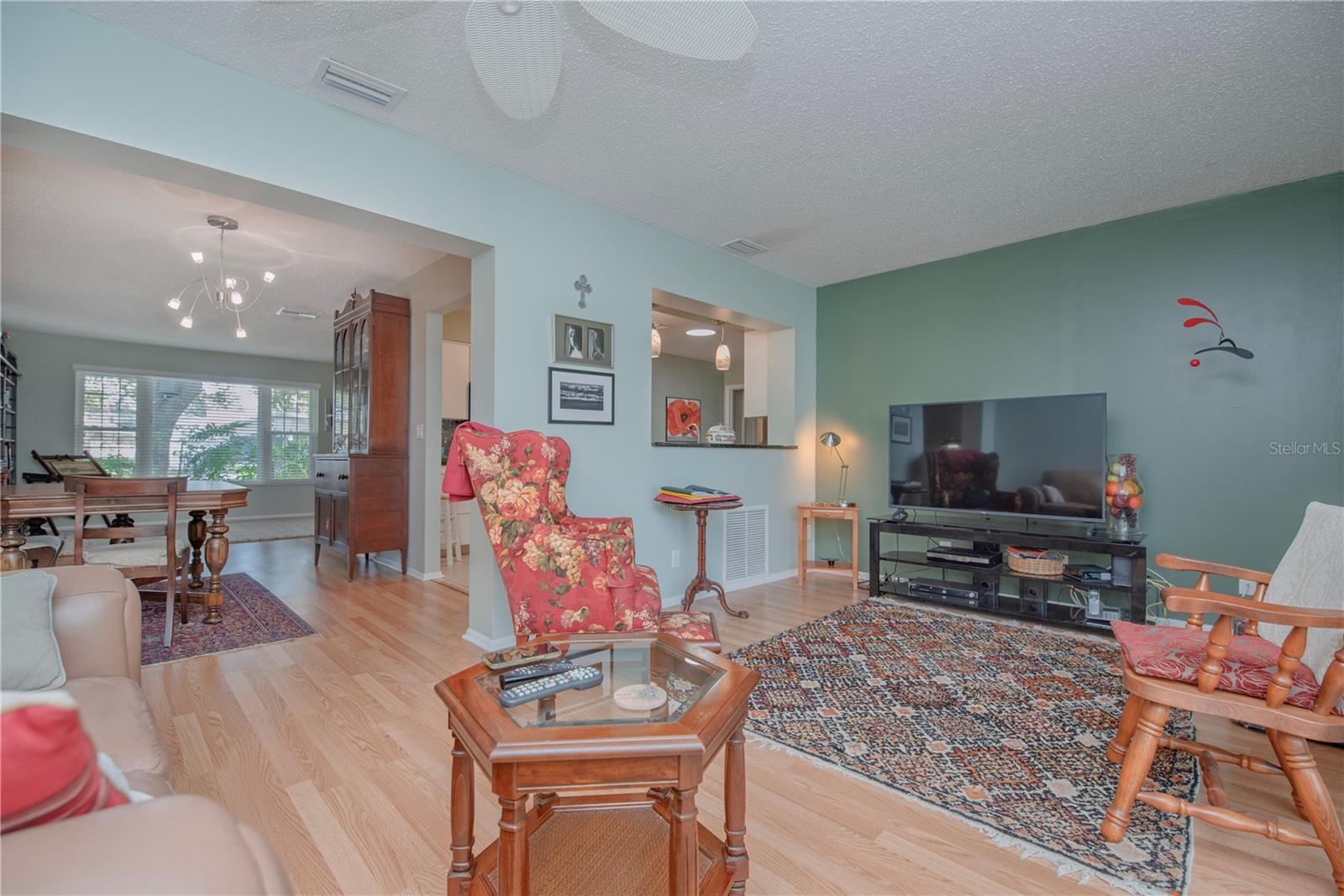 Image 7 of 30 For 748 Helmsman Street