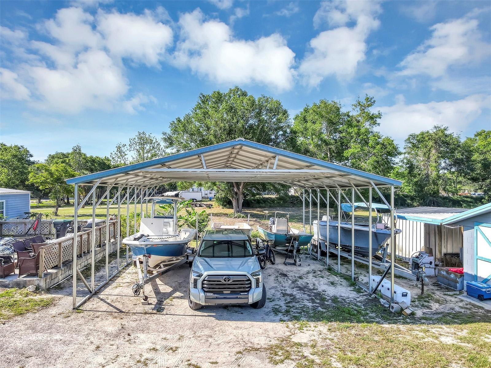 Image 21 of 34 For 4162 Laughlin Road