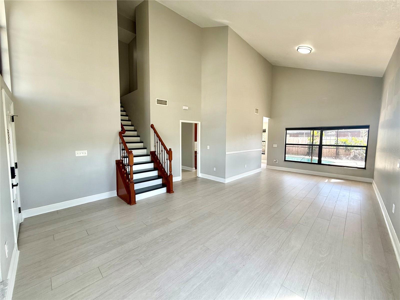 Image 3 of 33 For 8758 Huntfield Street