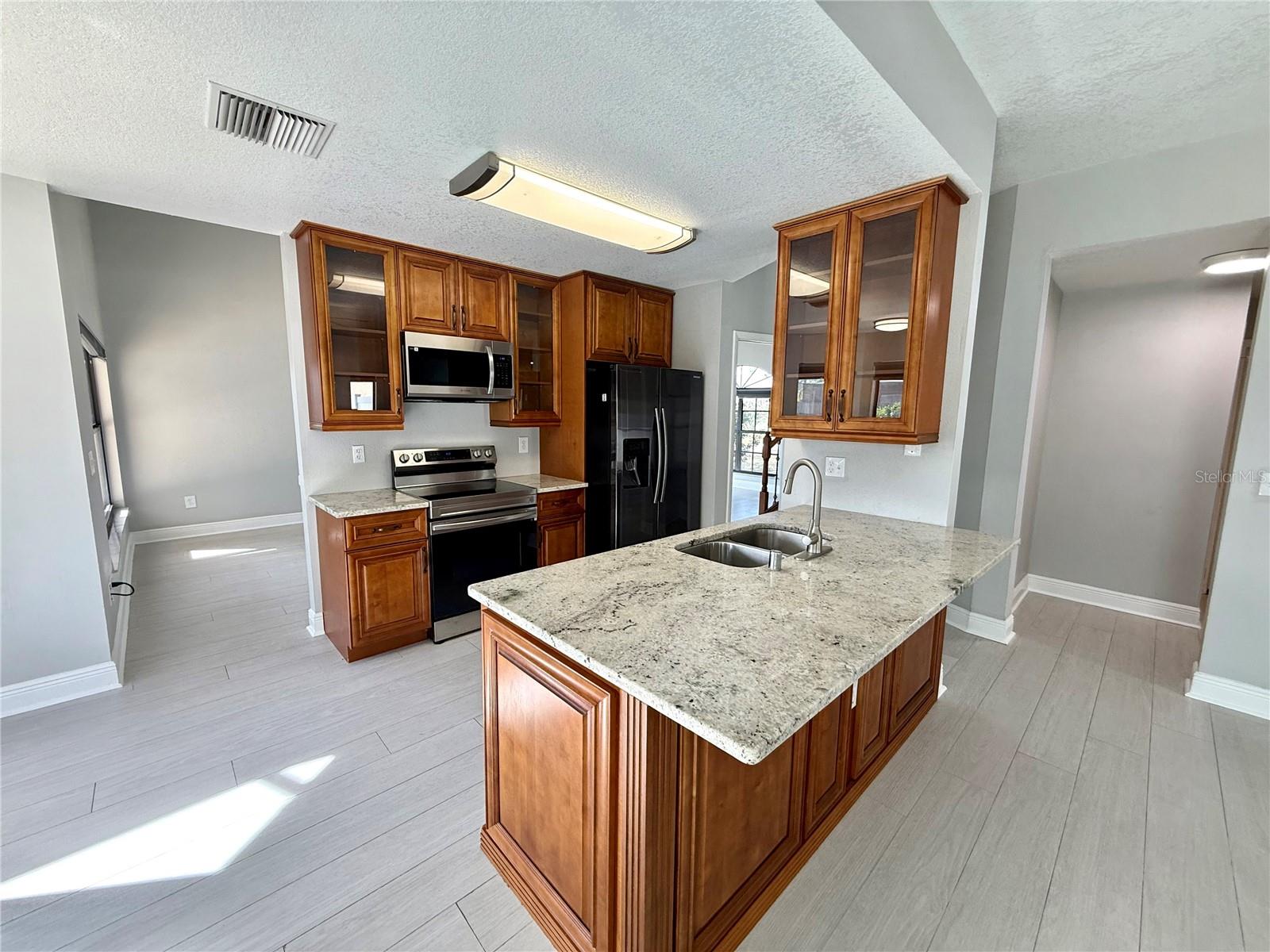 Image 6 of 33 For 8758 Huntfield Street