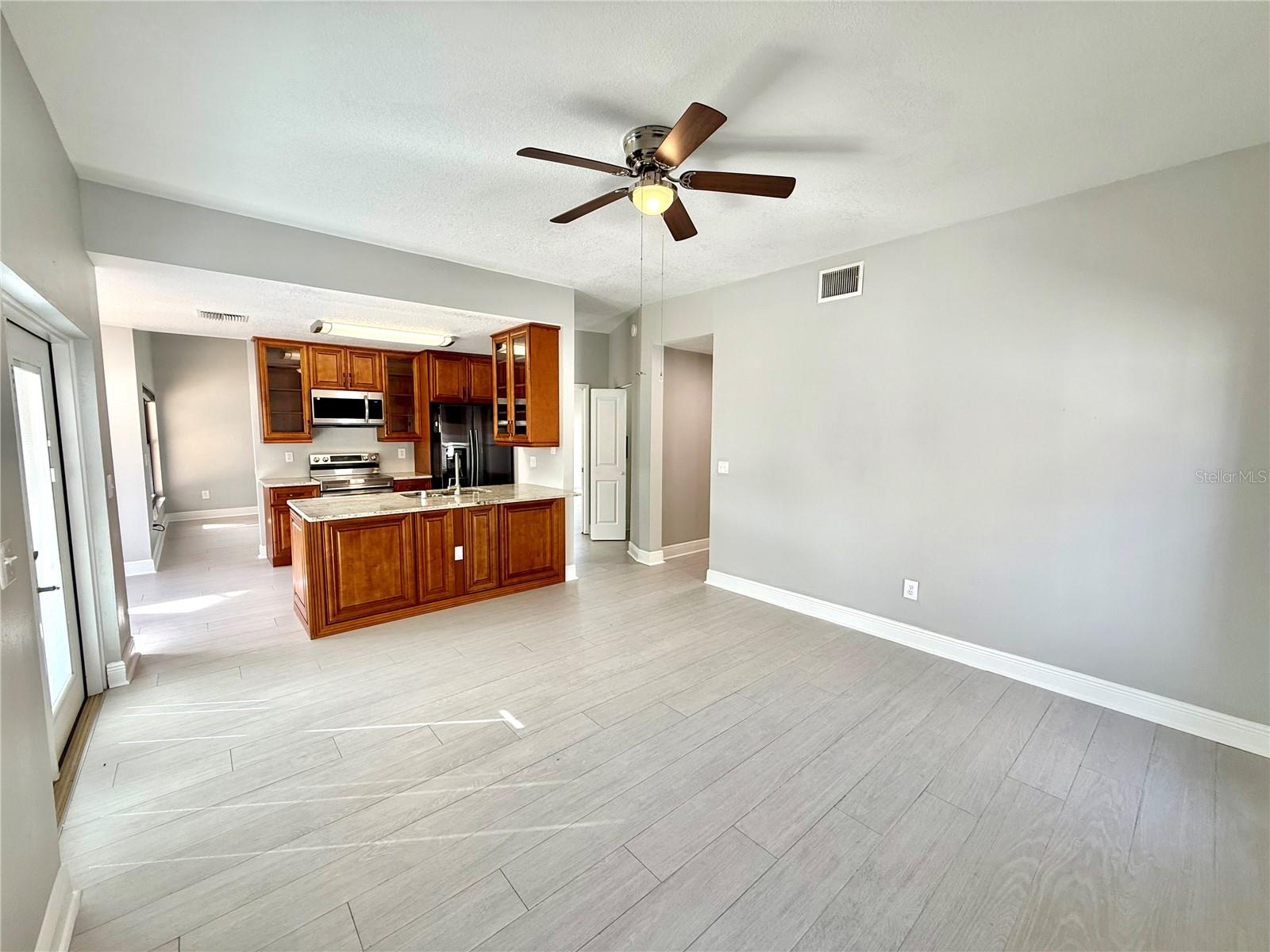 Image 9 of 33 For 8758 Huntfield Street