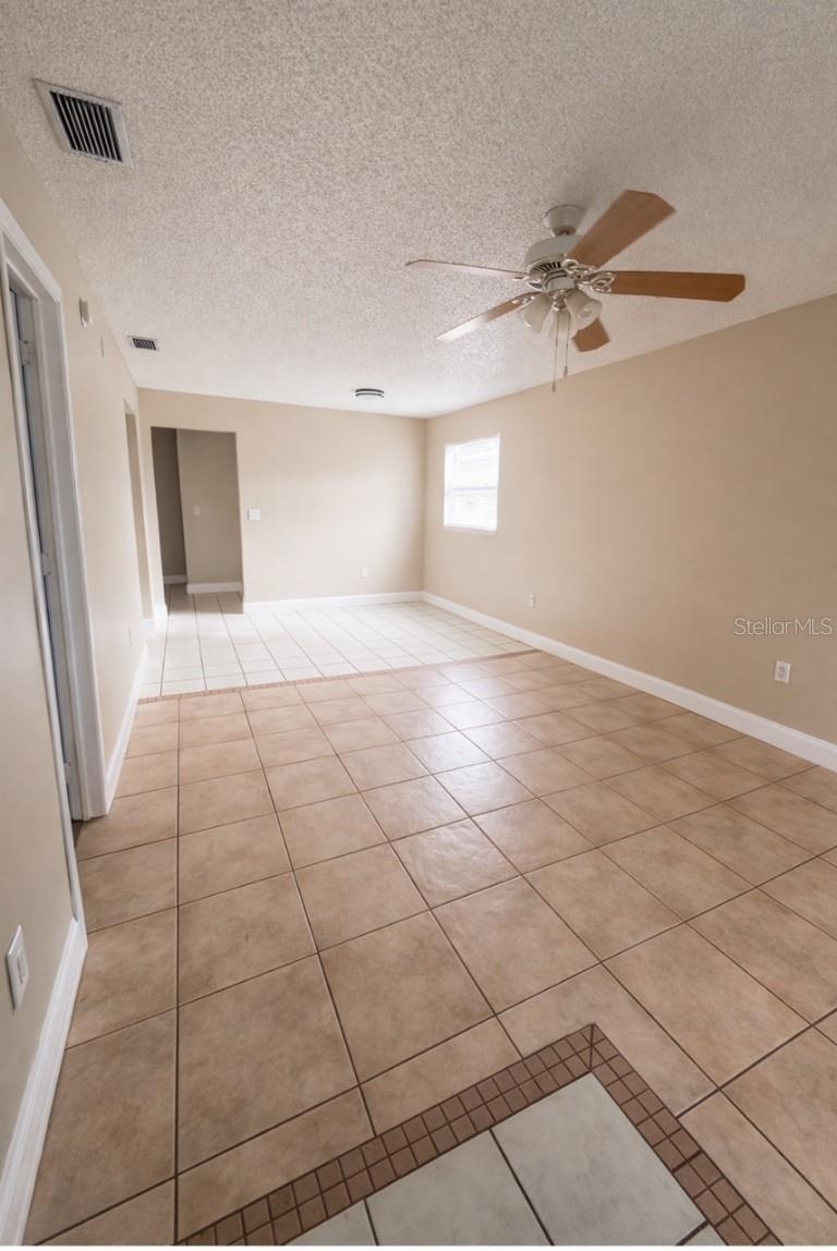 Image 3 of 44 For 704 Alamo Drive