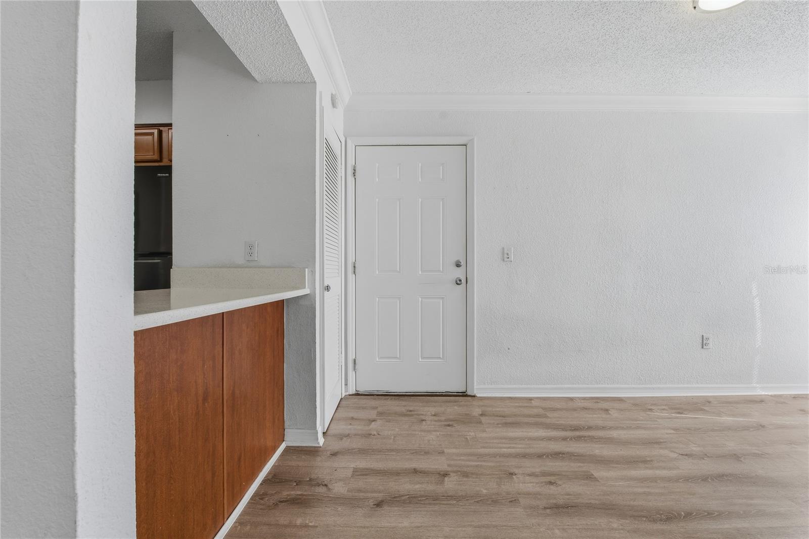 Image 15 of 40 For 643 Haven Place 643