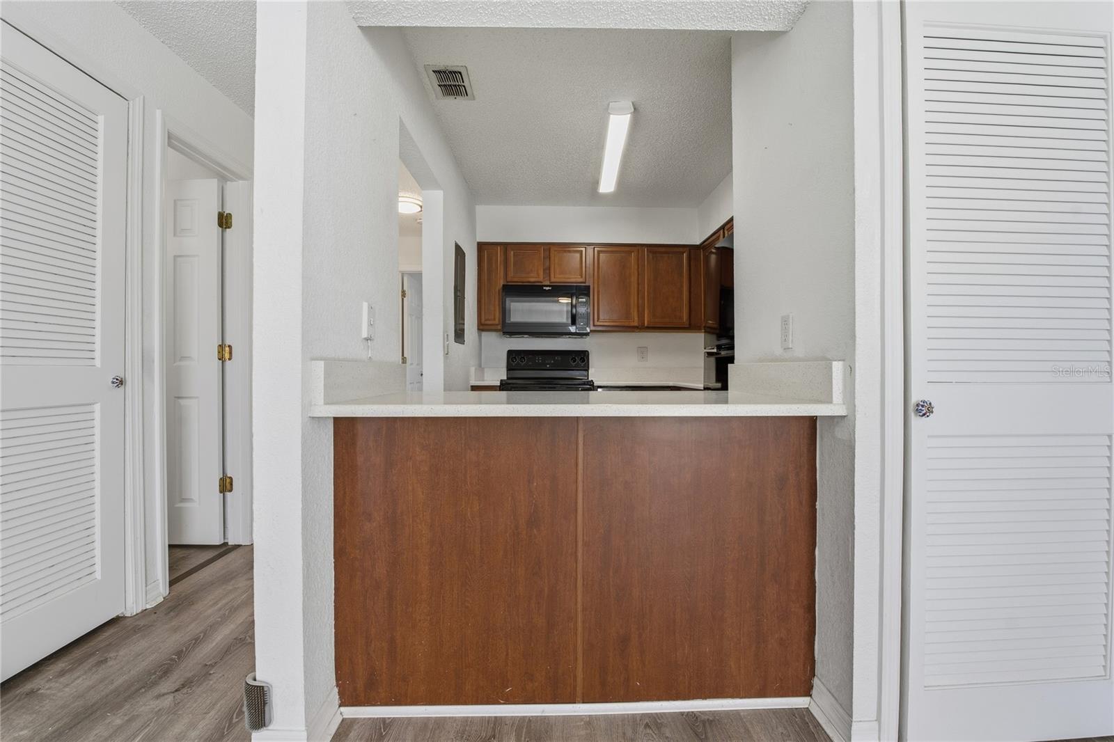 Image 16 of 40 For 643 Haven Place 643