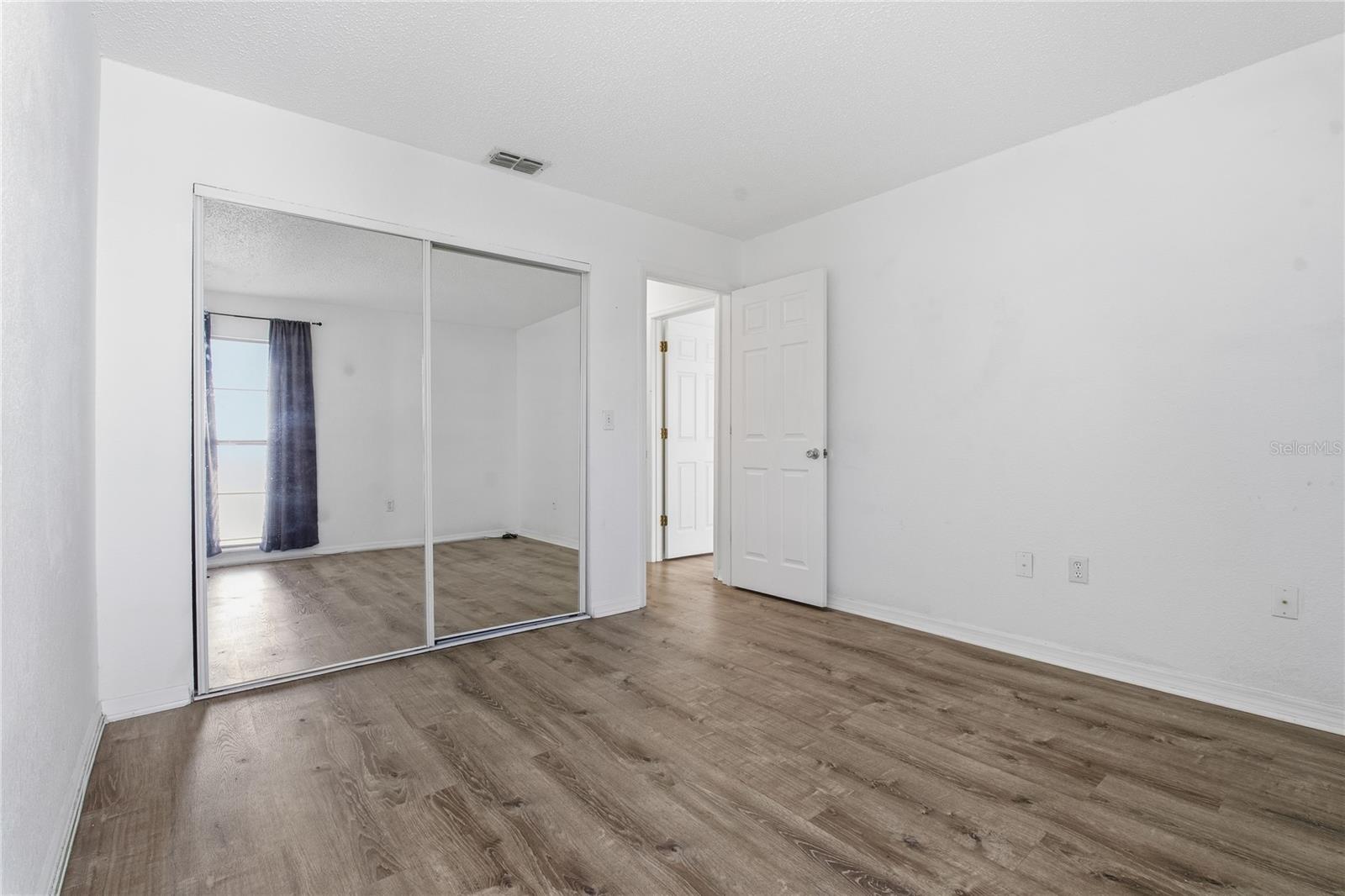 Image 26 of 40 For 643 Haven Place 643