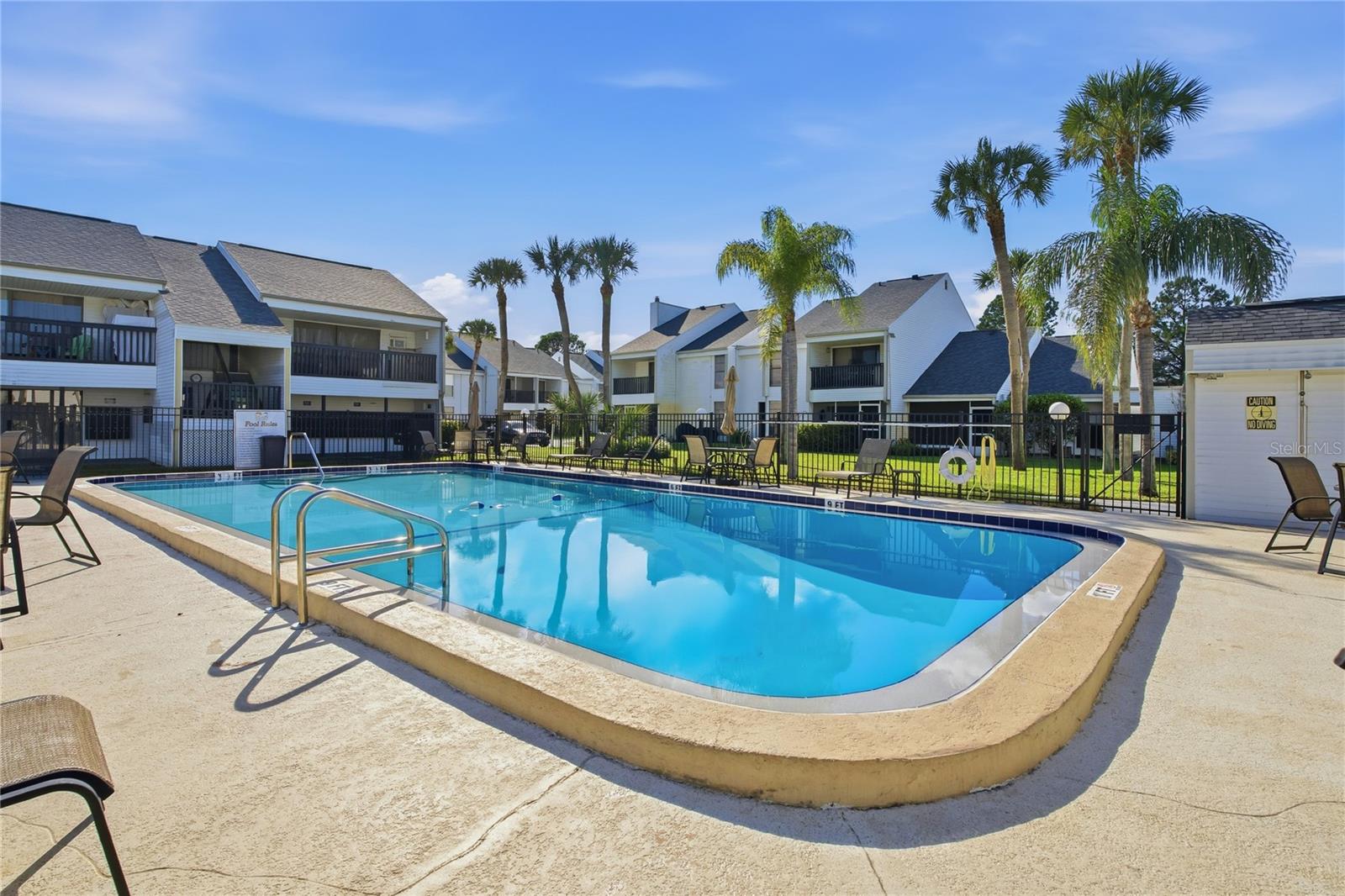 Image 3 of 40 For 643 Haven Place 643