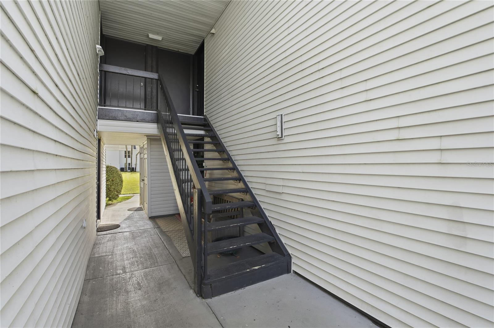 Image 35 of 40 For 643 Haven Place 643