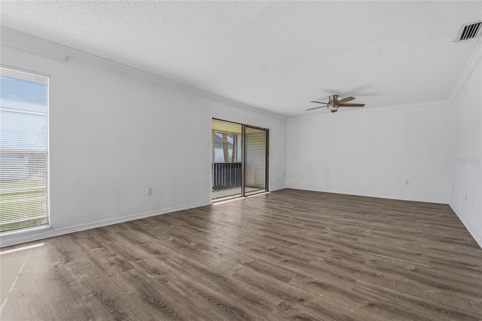 Image 8 of 40 For 643 Haven Place 643