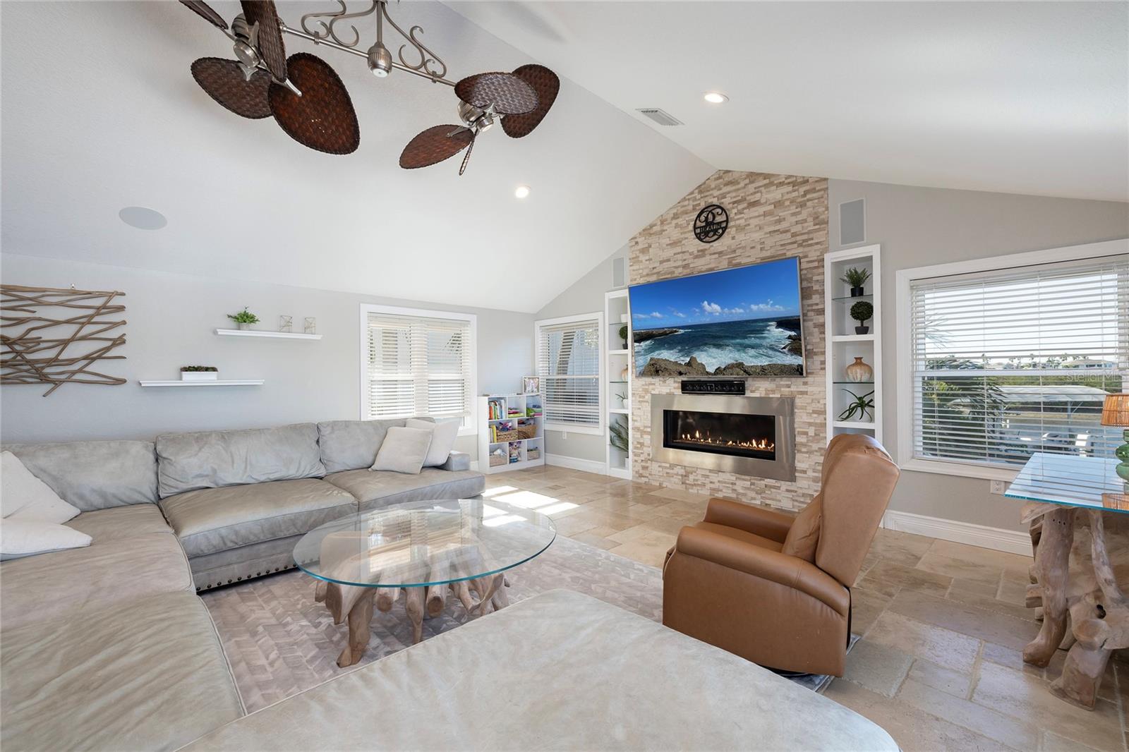 Image 14 of 100 For 1745 Oyster Point Way