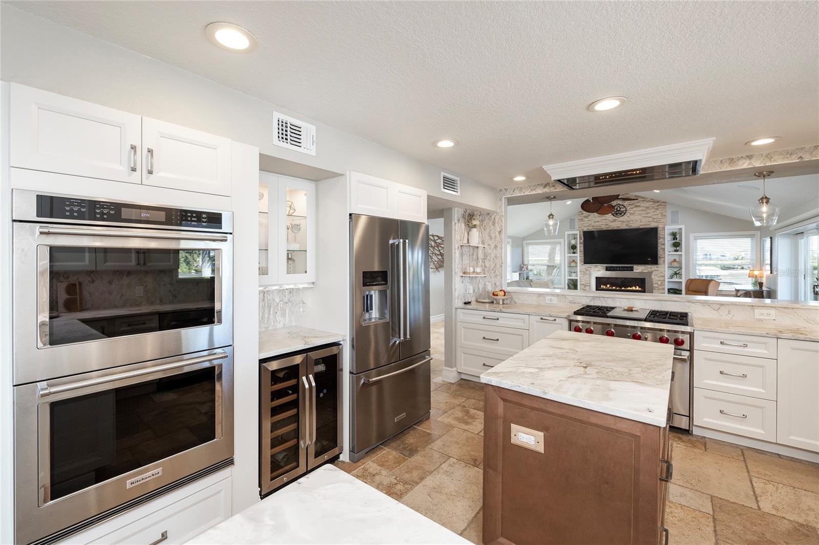 Image 22 of 100 For 1745 Oyster Point Way