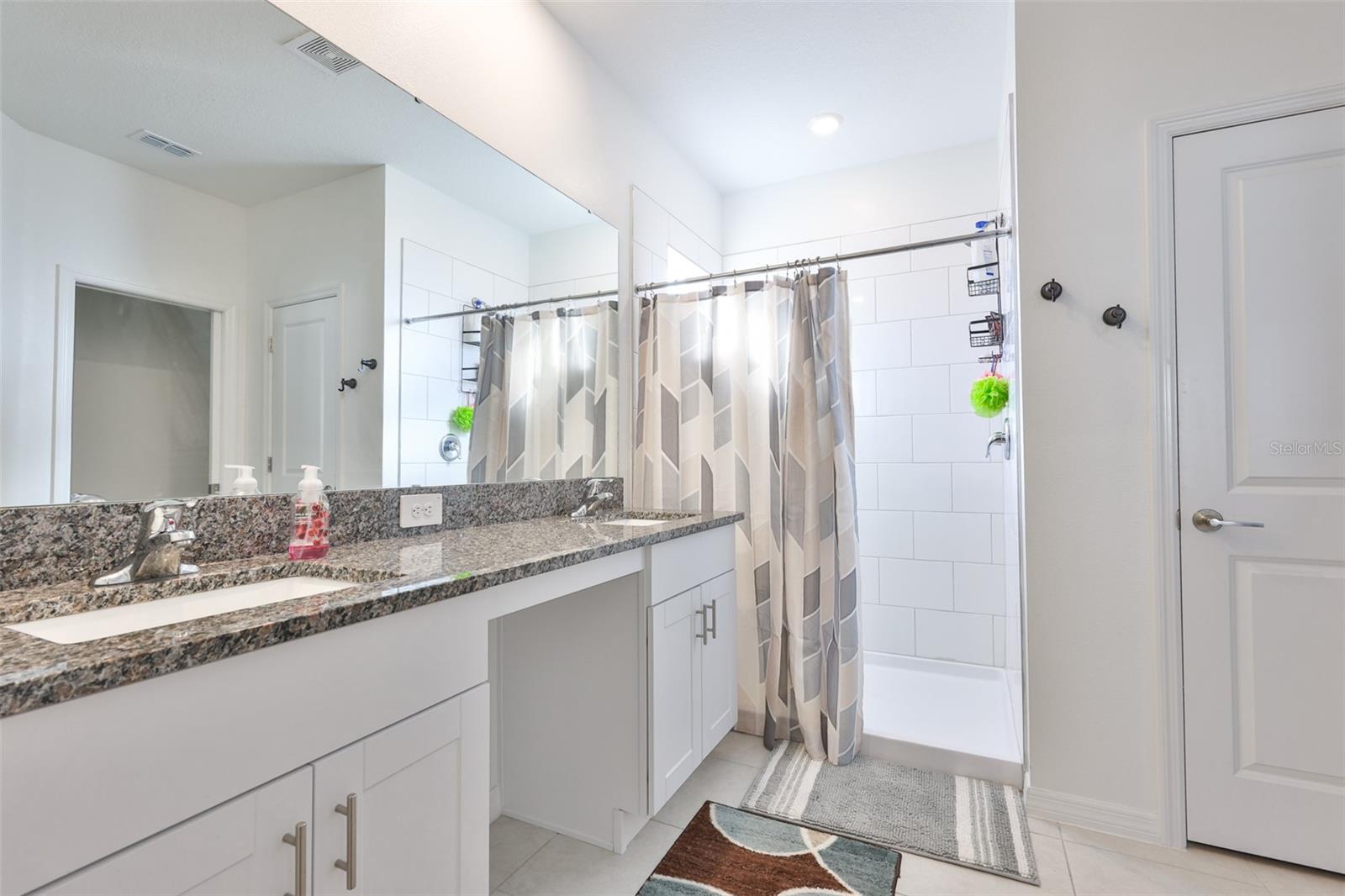 Image 23 of 43 For 10824 Fanning Springs Court