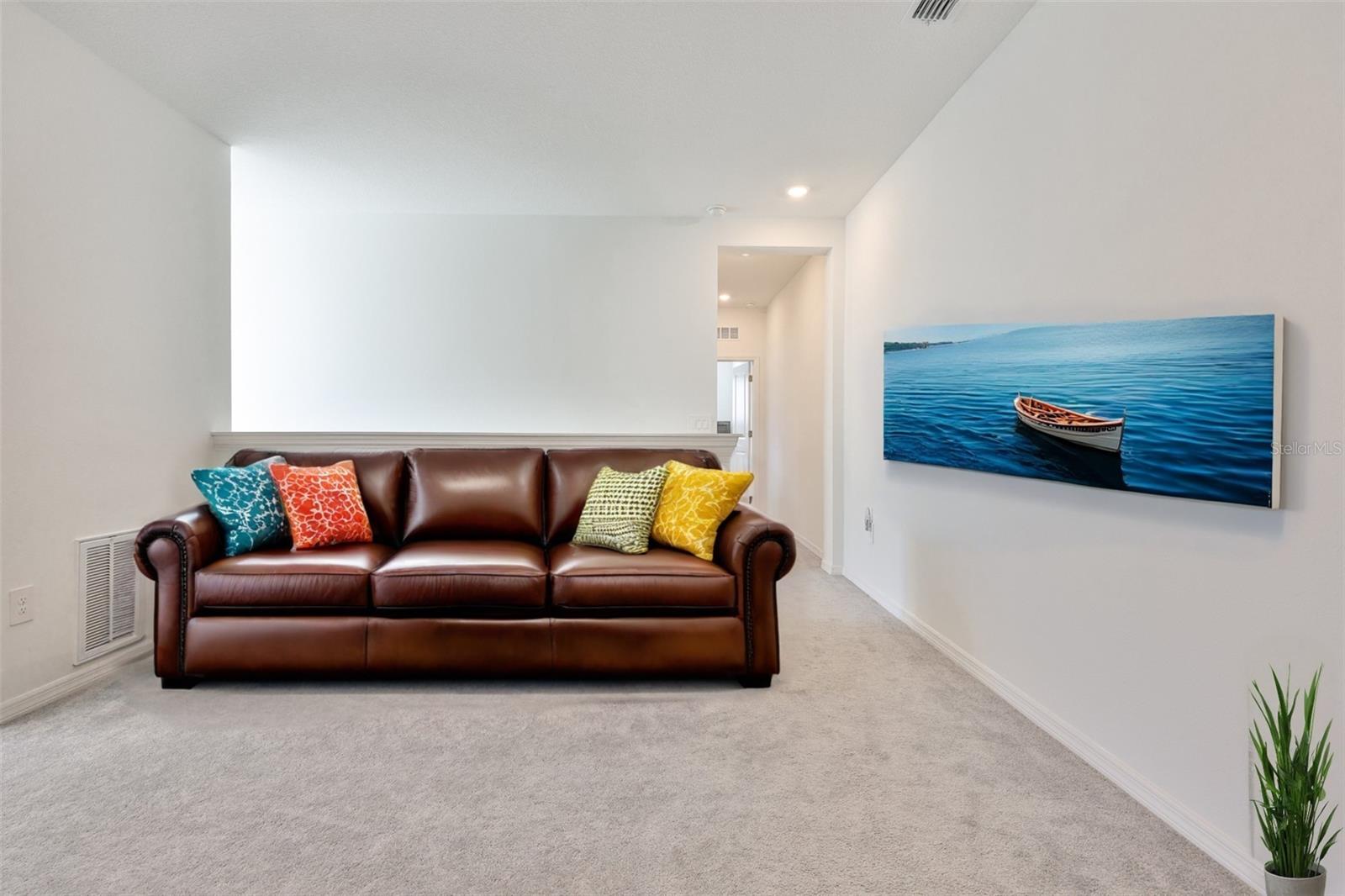 Image 27 of 43 For 10824 Fanning Springs Court