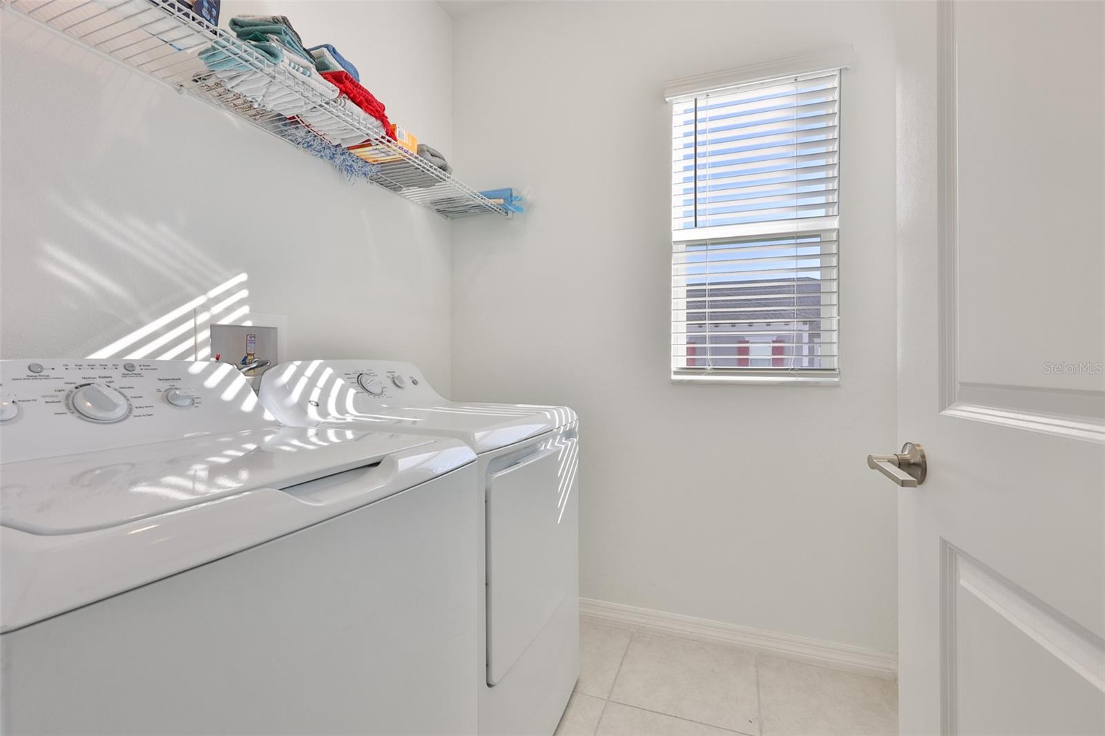 Image 28 of 43 For 10824 Fanning Springs Court