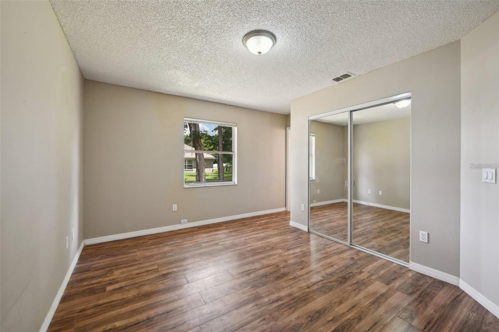 Image 12 of 24 For 5 Cedar Lane