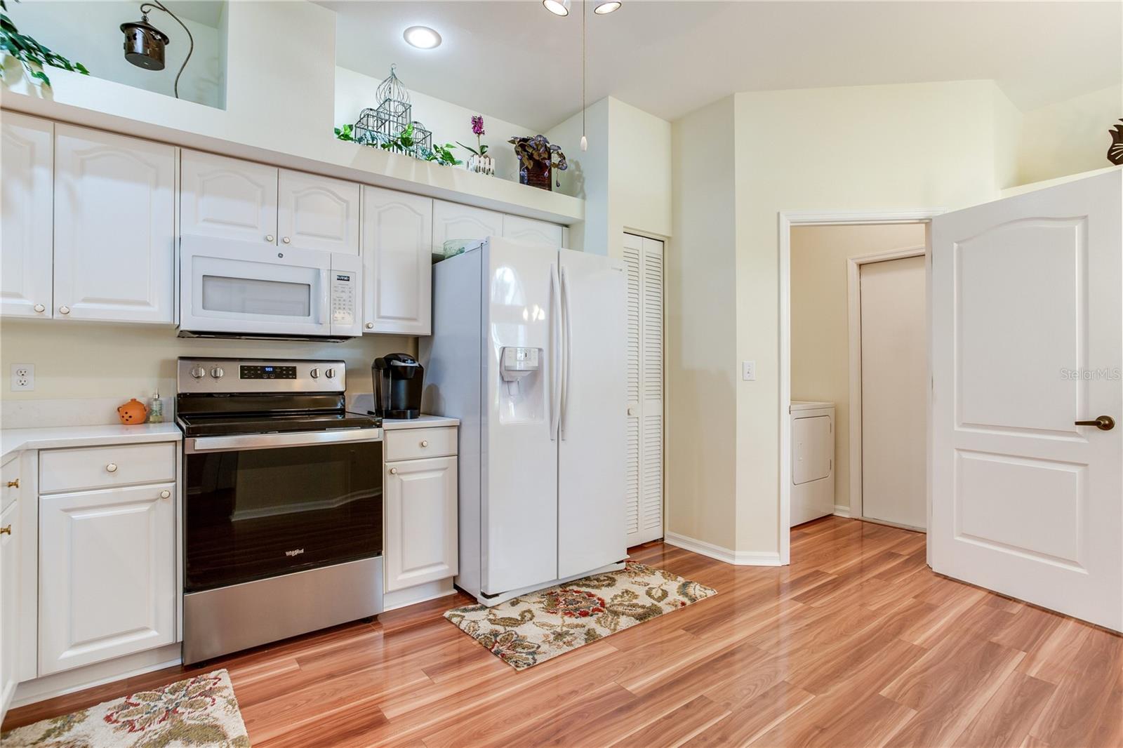 Image 19 of 75 For 6315 Stone River Road