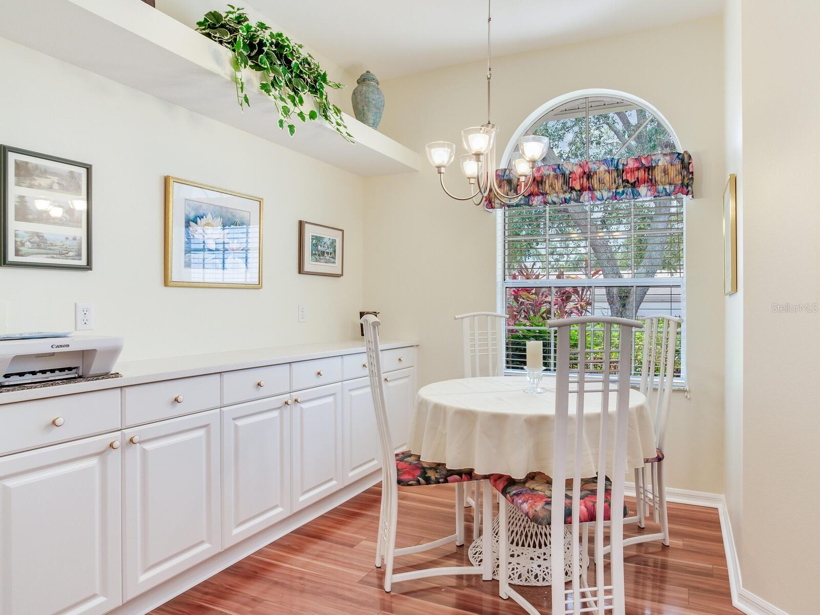 Image 23 of 75 For 6315 Stone River Road