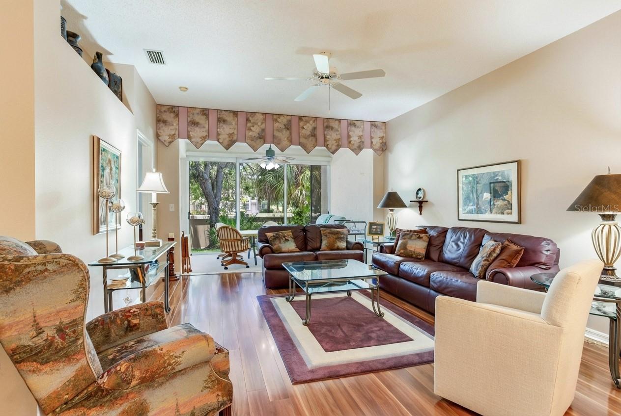 Image 25 of 75 For 6315 Stone River Road