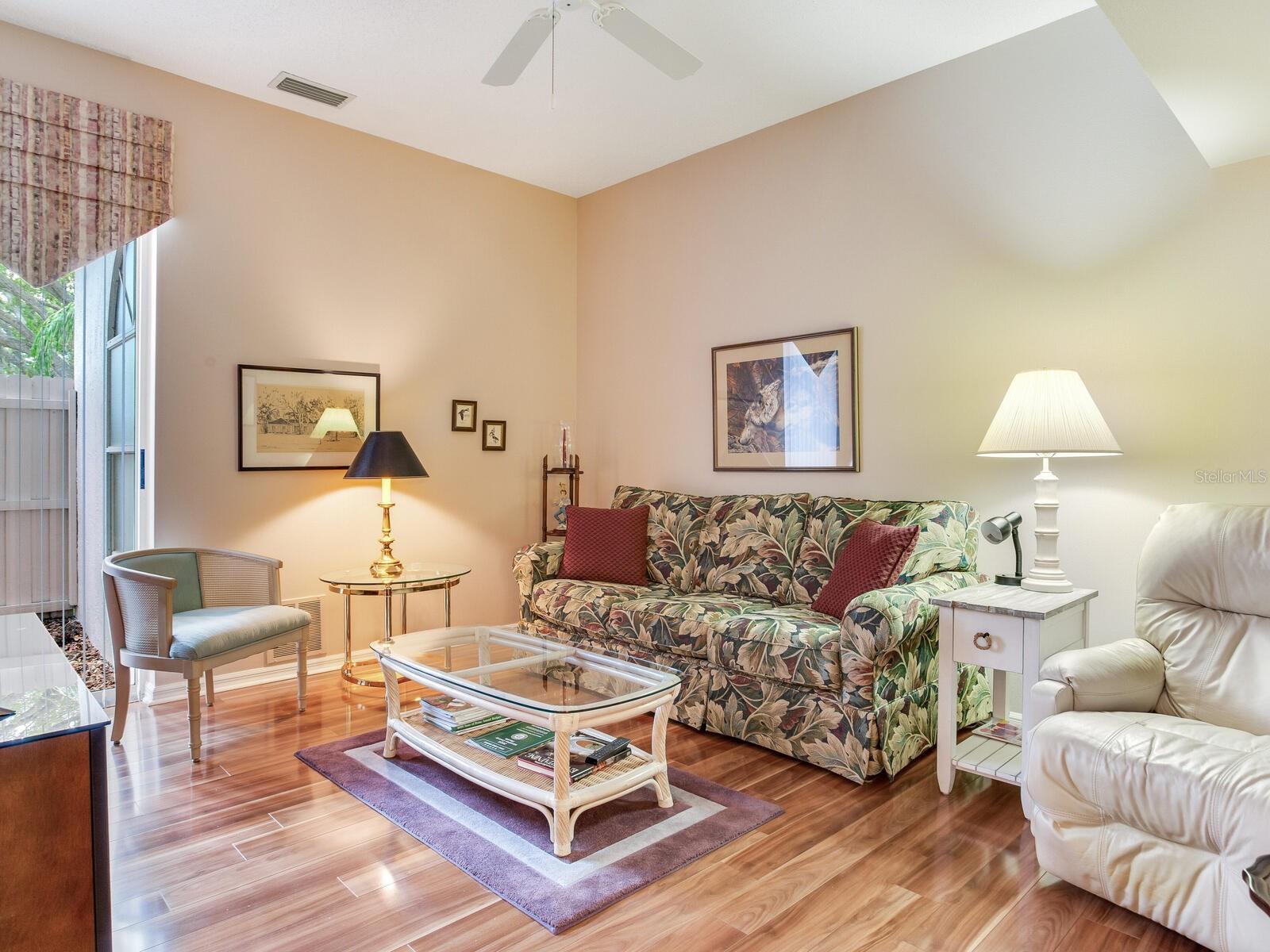 Image 40 of 75 For 6315 Stone River Road