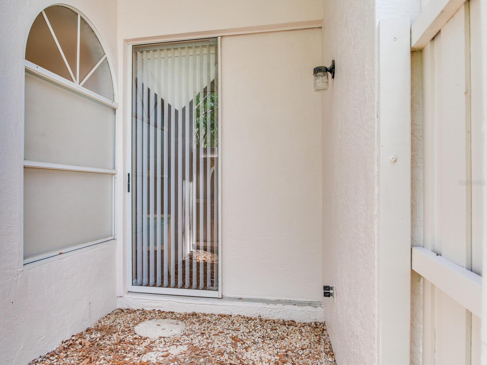 Image 41 of 75 For 6315 Stone River Road