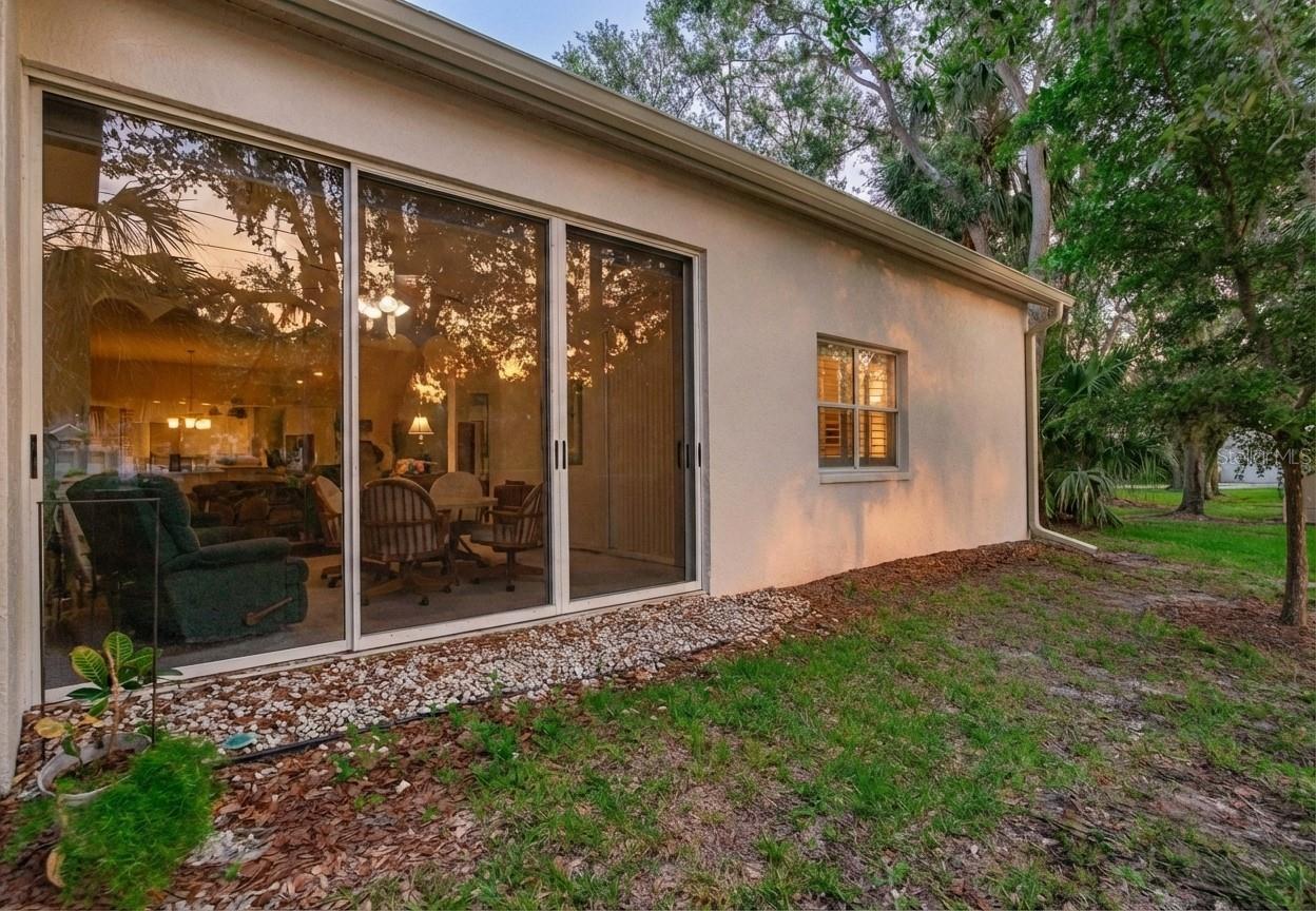 Image 52 of 75 For 6315 Stone River Road