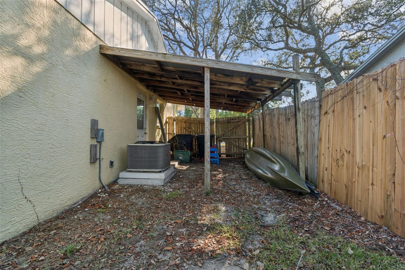 Image 34 of 47 For 727 Locust Street