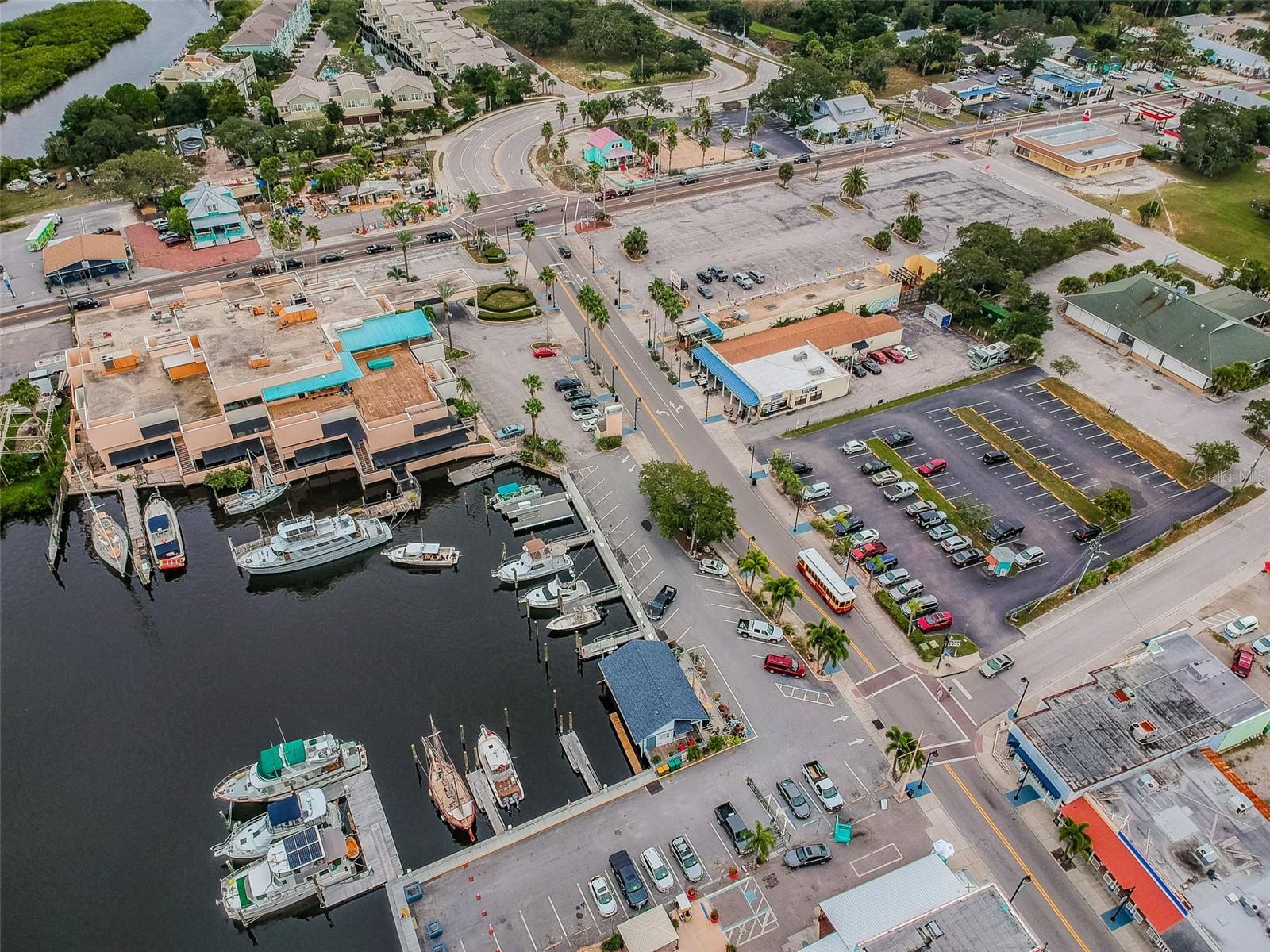 Image 44 of 47 For 727 Locust Street