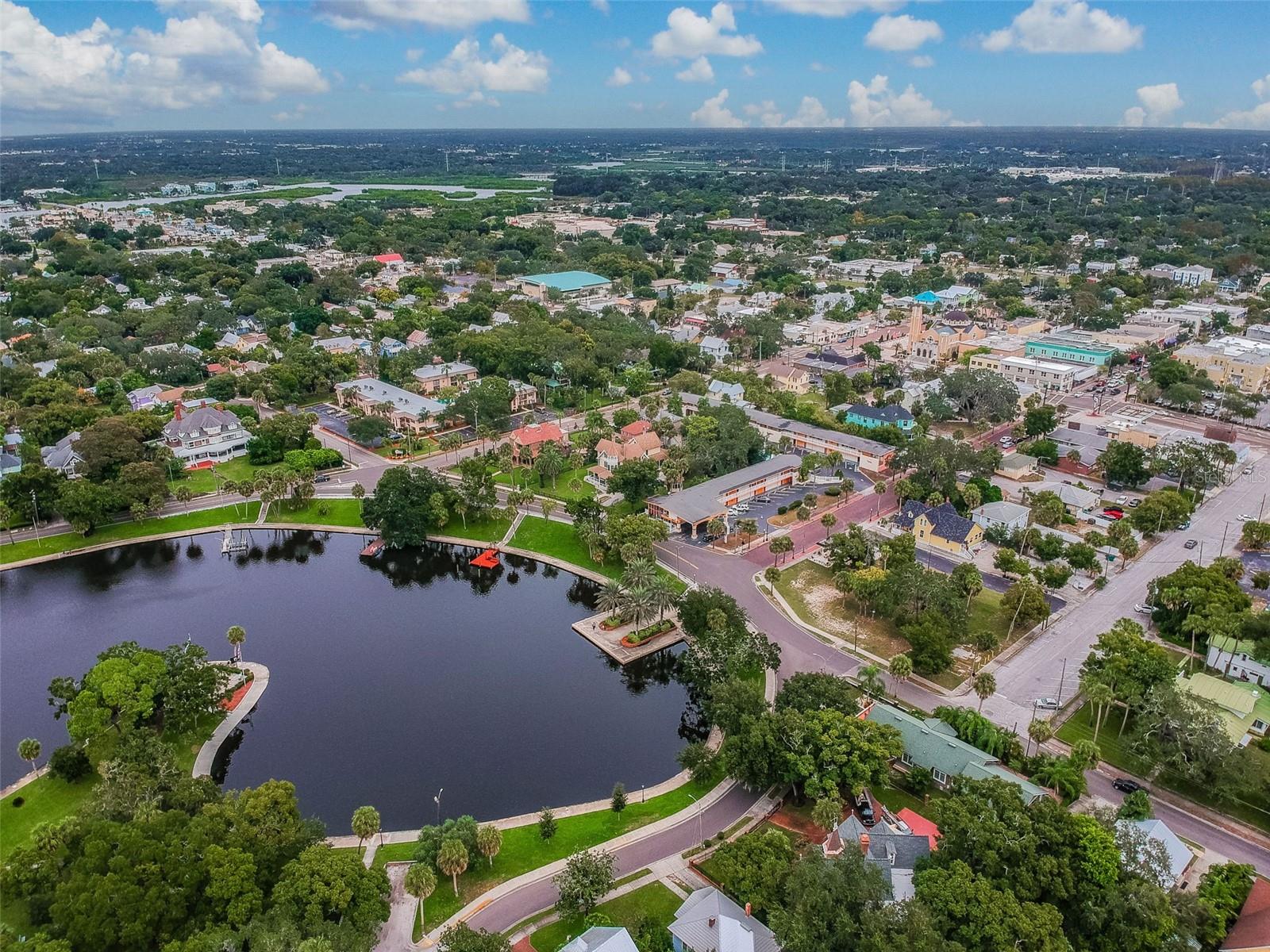 Image 46 of 47 For 727 Locust Street