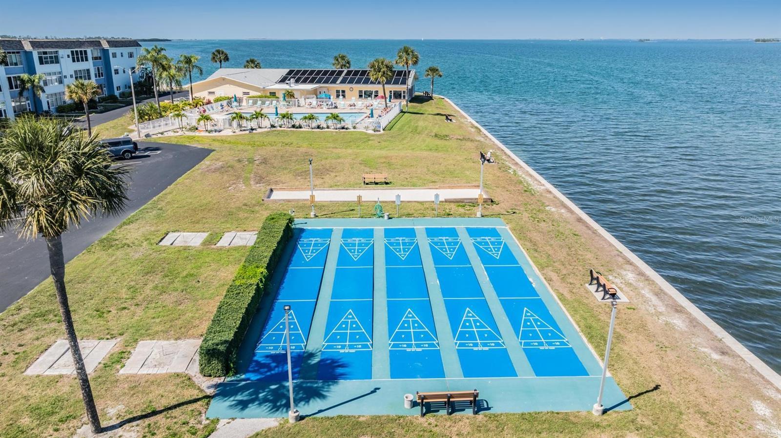 Image 43 of 60 For 9 Forbes Place 211