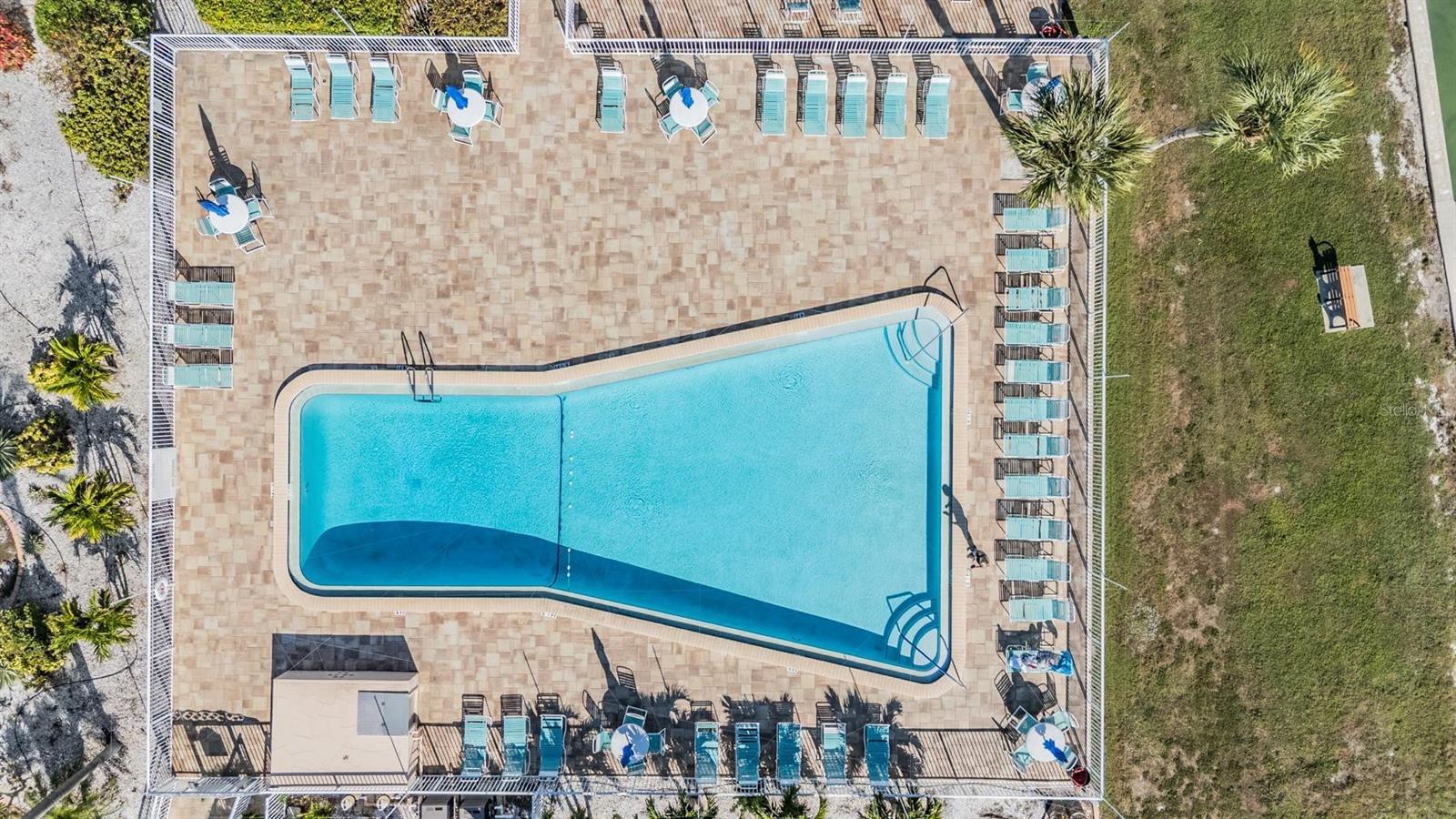 Image 45 of 60 For 9 Forbes Place 211