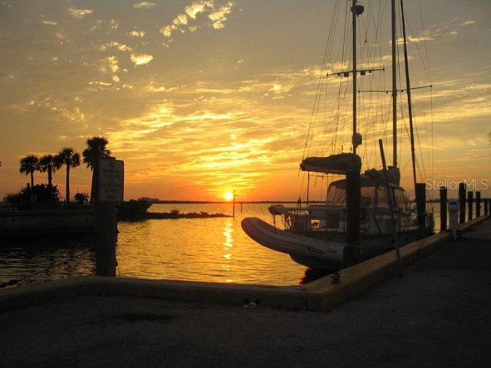 Image 60 of 60 For 9 Forbes Place 211