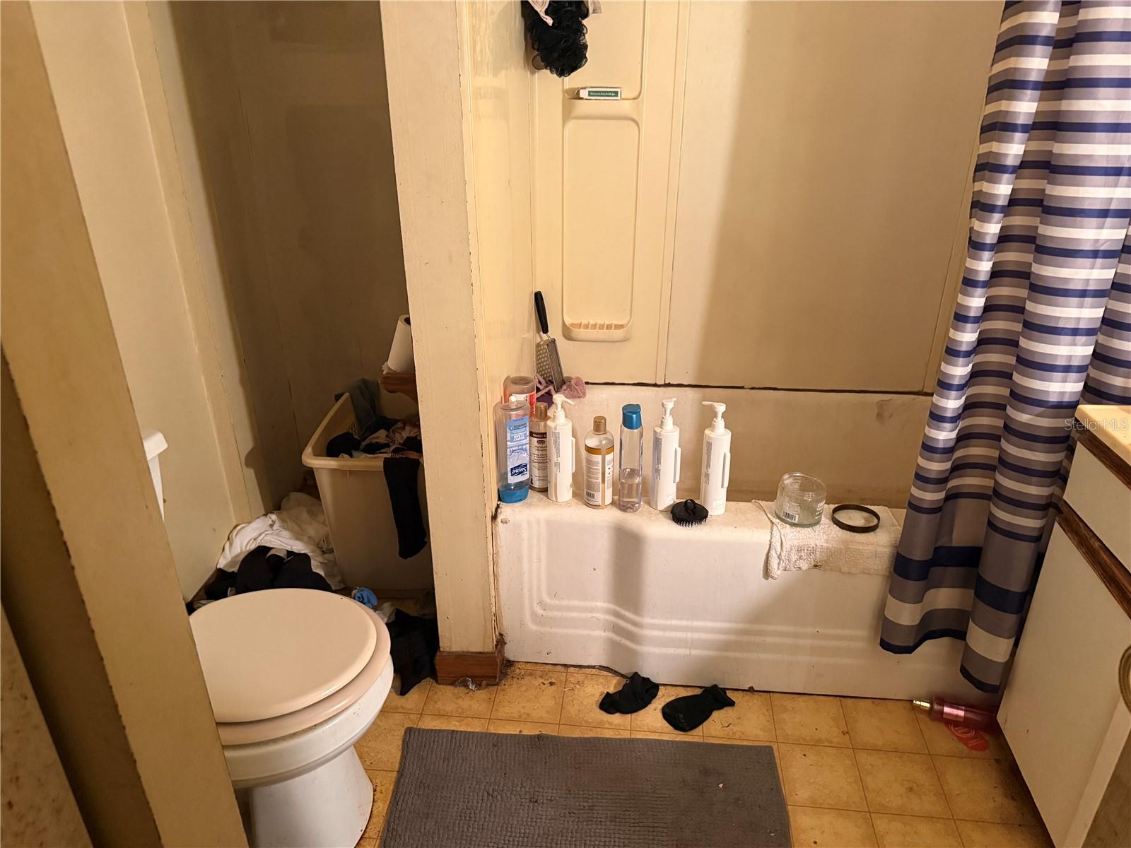 Image 10 of 12 For 1540 Tilley Avenue