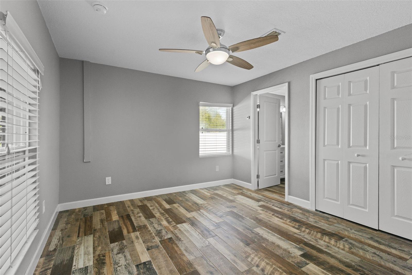 Image 17 of 36 For 2302 Thixton Court