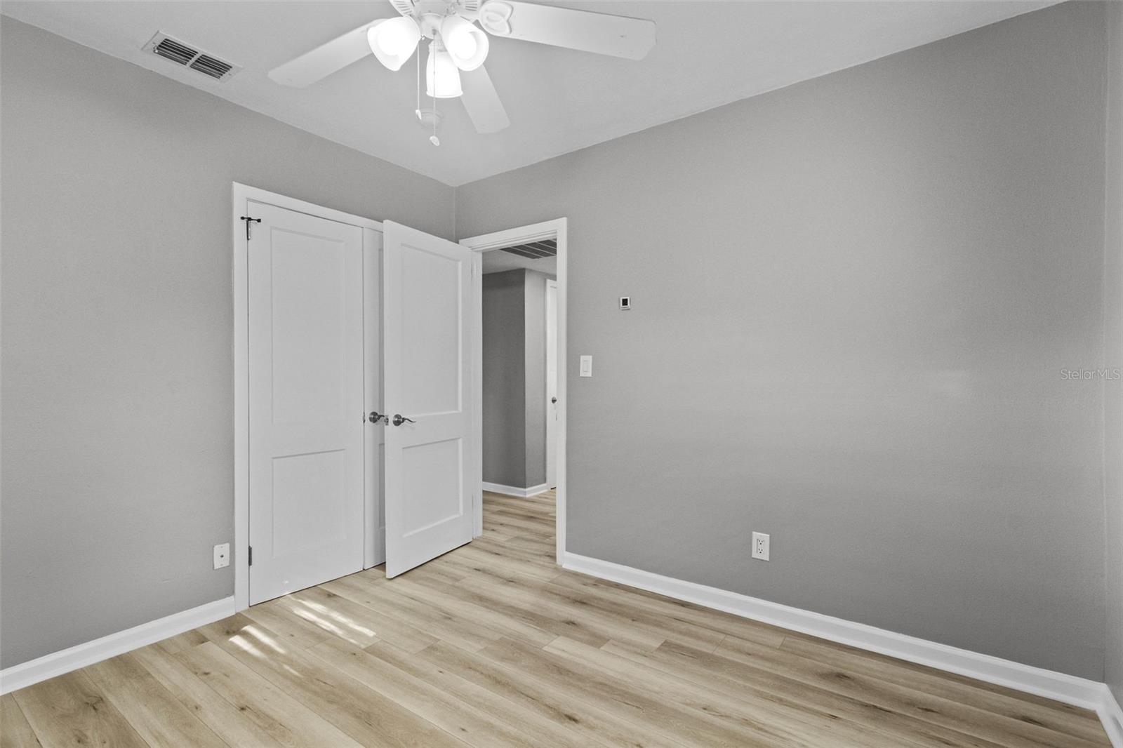 Image 22 of 36 For 2302 Thixton Court