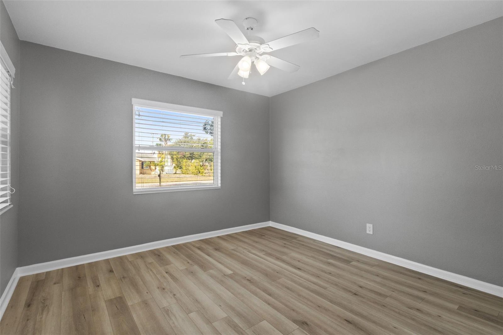 Image 23 of 36 For 2302 Thixton Court