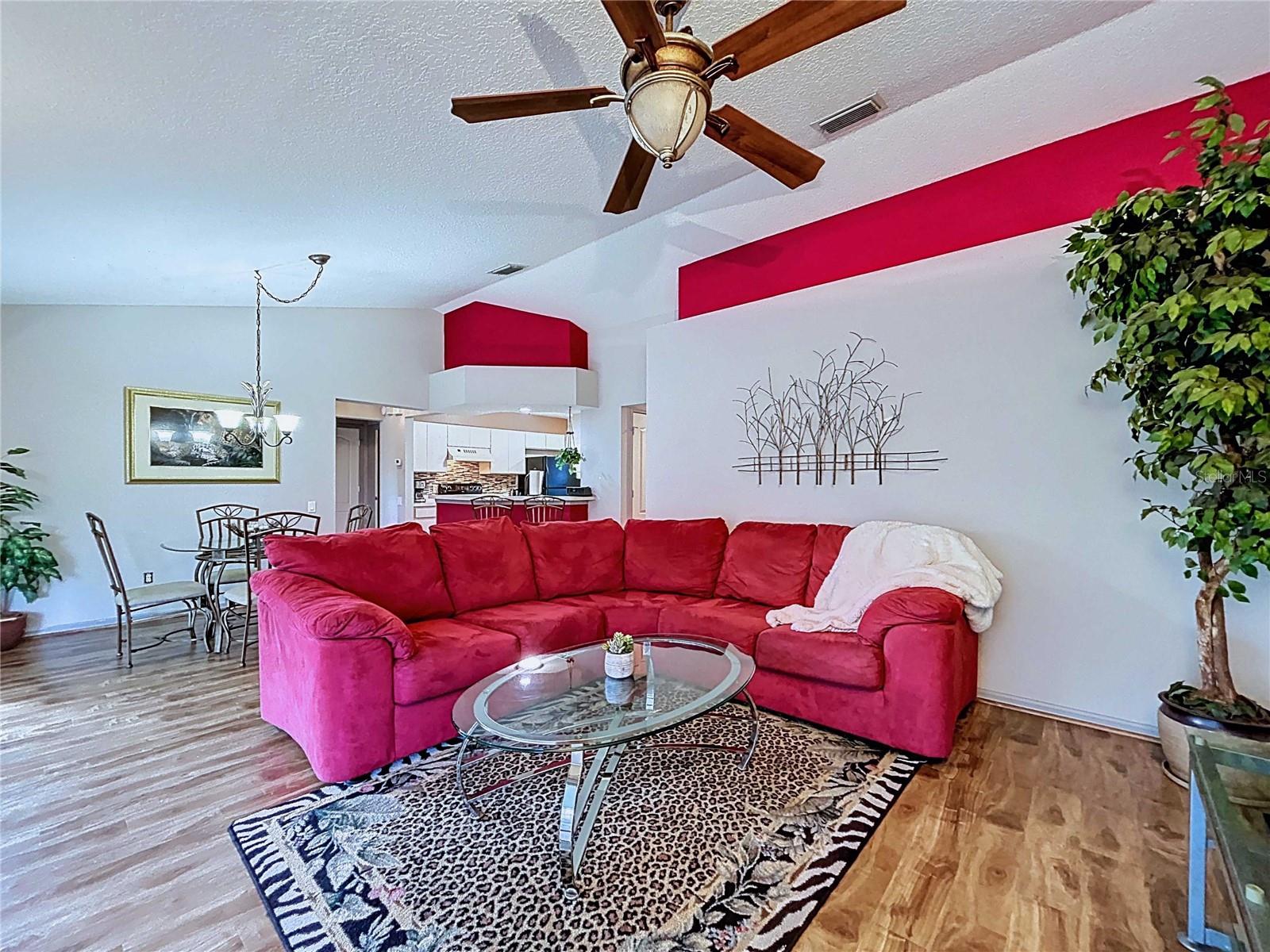 Image 10 of 76 For 7517 Savannah Lane