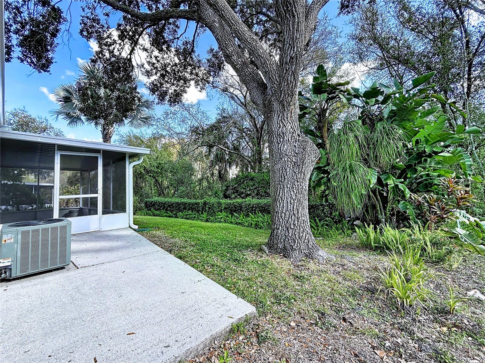 Image 19 of 76 For 7517 Savannah Lane