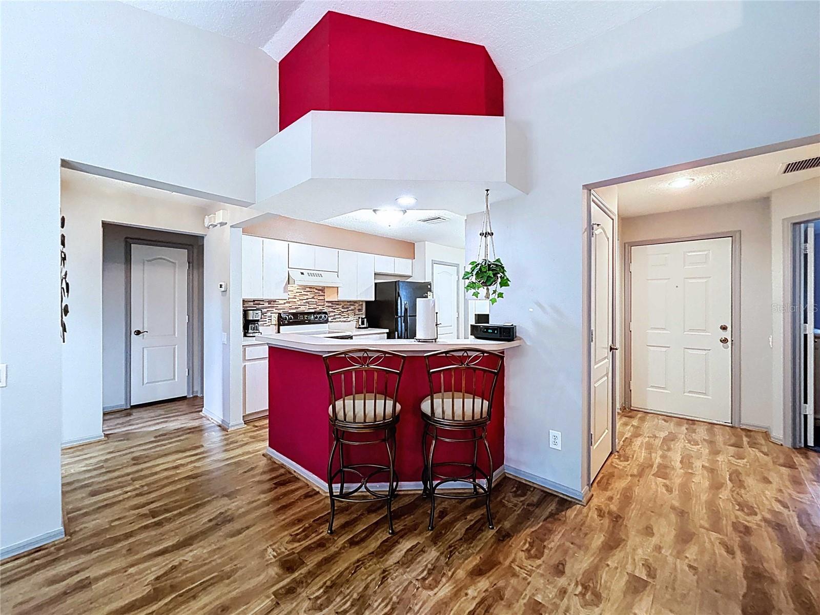 Image 32 of 76 For 7517 Savannah Lane