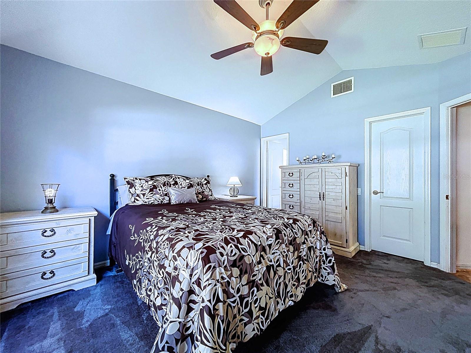 Image 39 of 76 For 7517 Savannah Lane