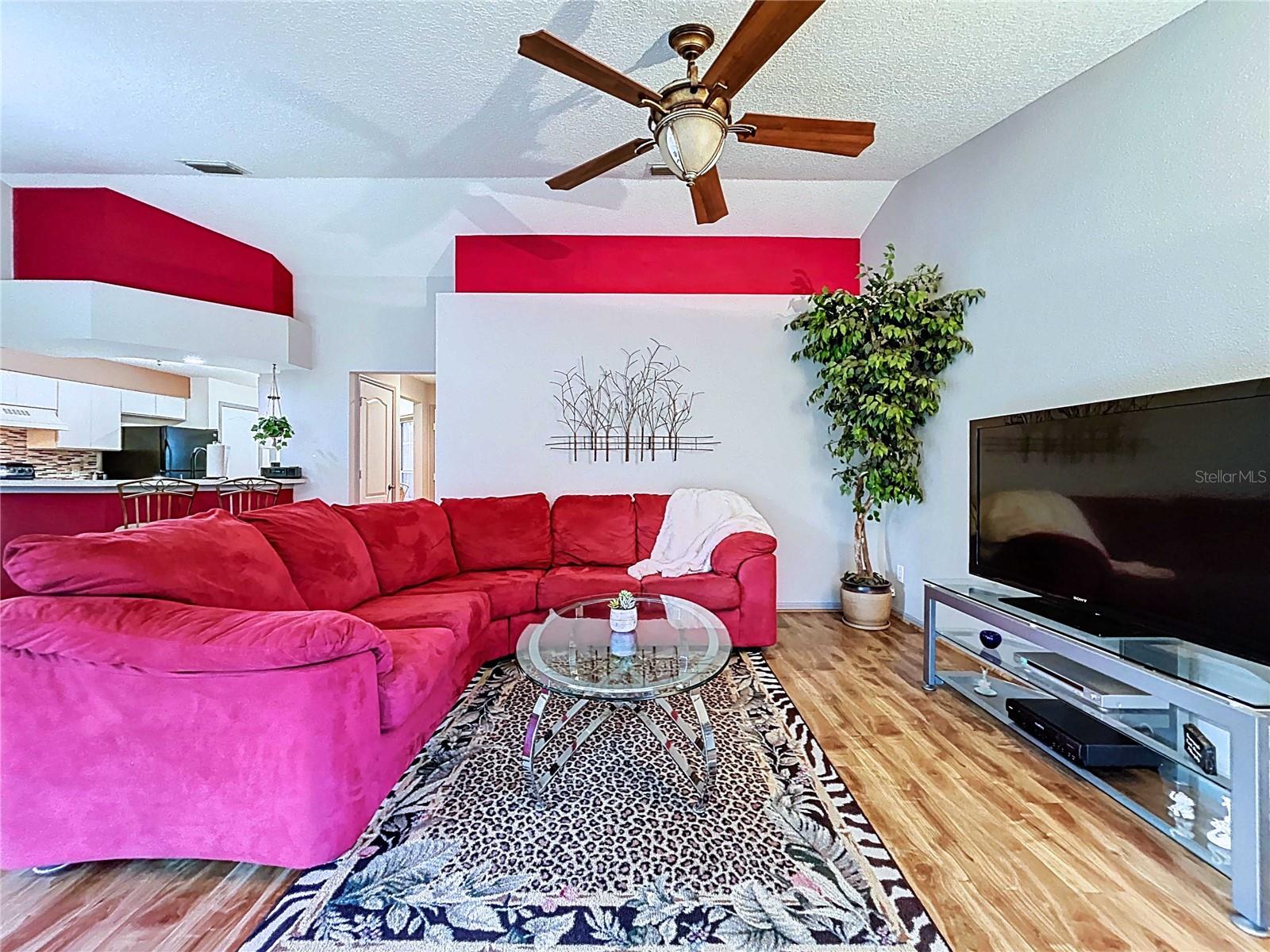 Image 9 of 76 For 7517 Savannah Lane