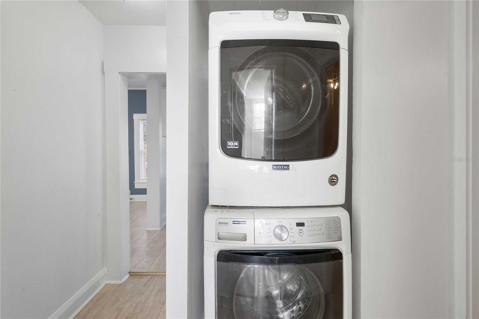 Image 15 of 18 For 404 Tever Street