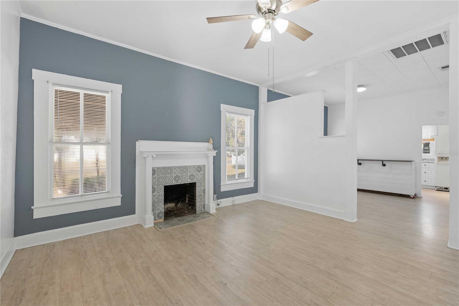 Image 3 of 18 For 404 Tever Street