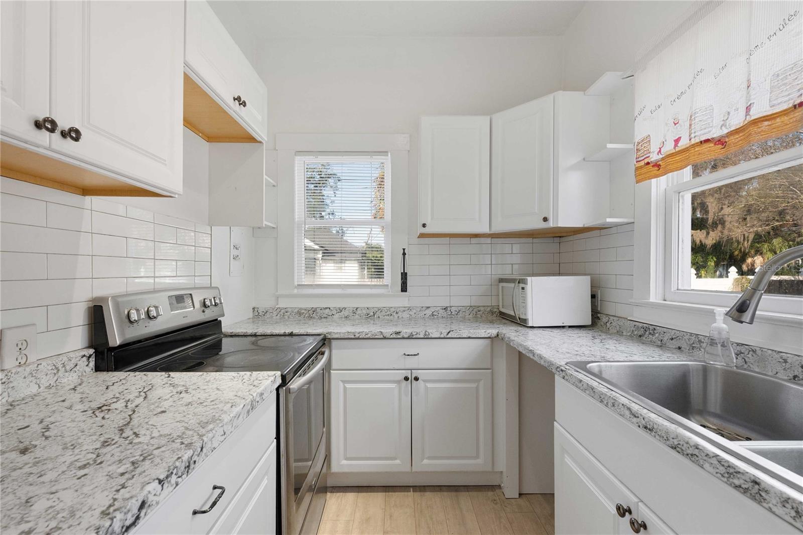 Image 5 of 18 For 404 Tever Street