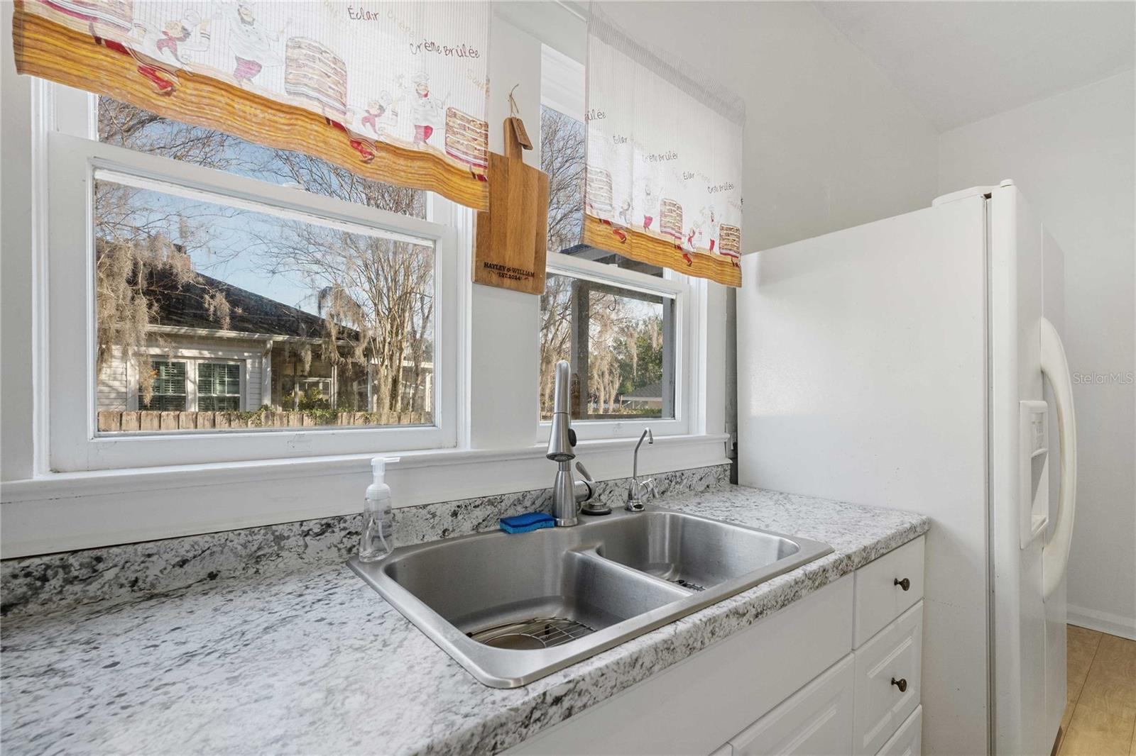 Image 6 of 18 For 404 Tever Street