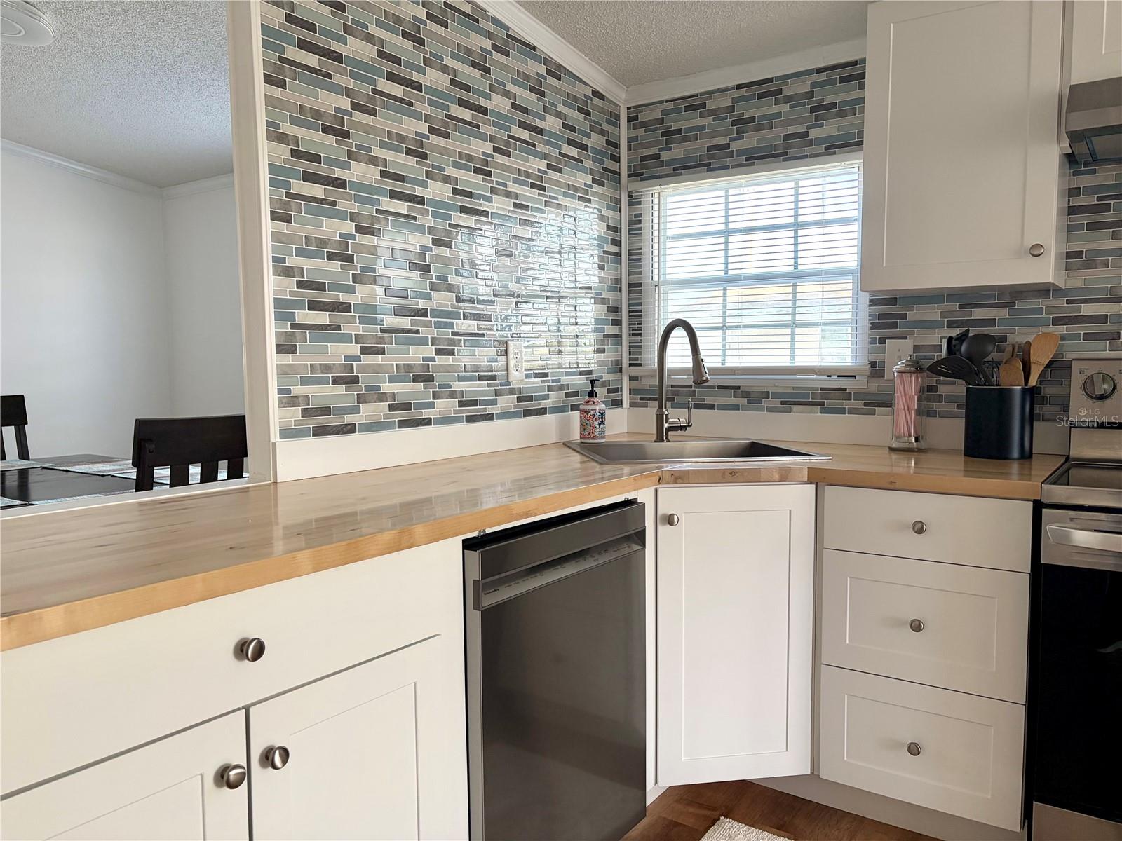 Image 7 of 31 For 224 Port Royal Lane