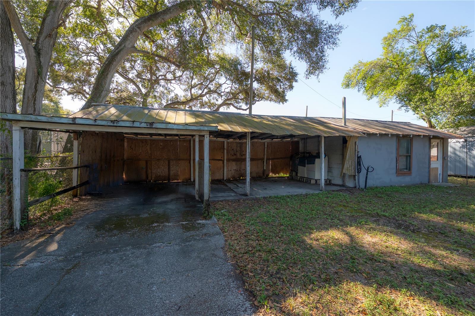 Image 28 of 31 For 1517 Emma Street