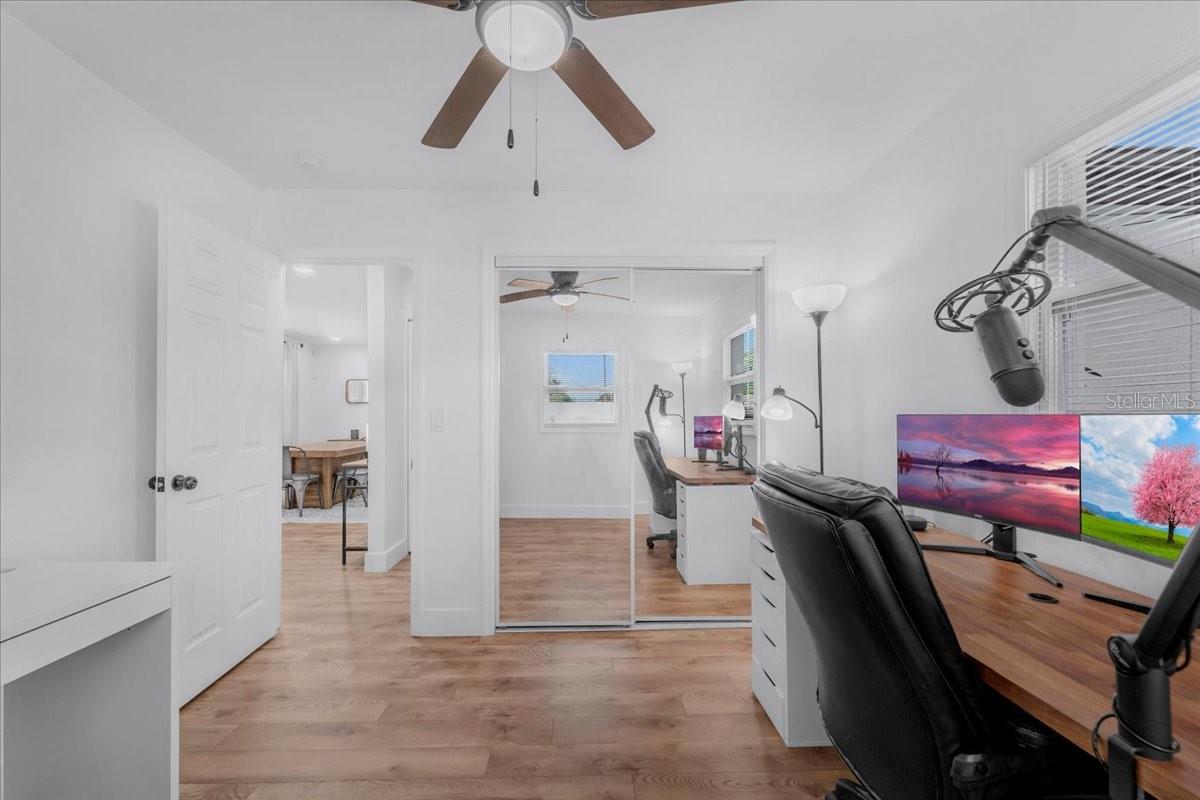 Image 30 of 87 For 6901 78th Avenue N