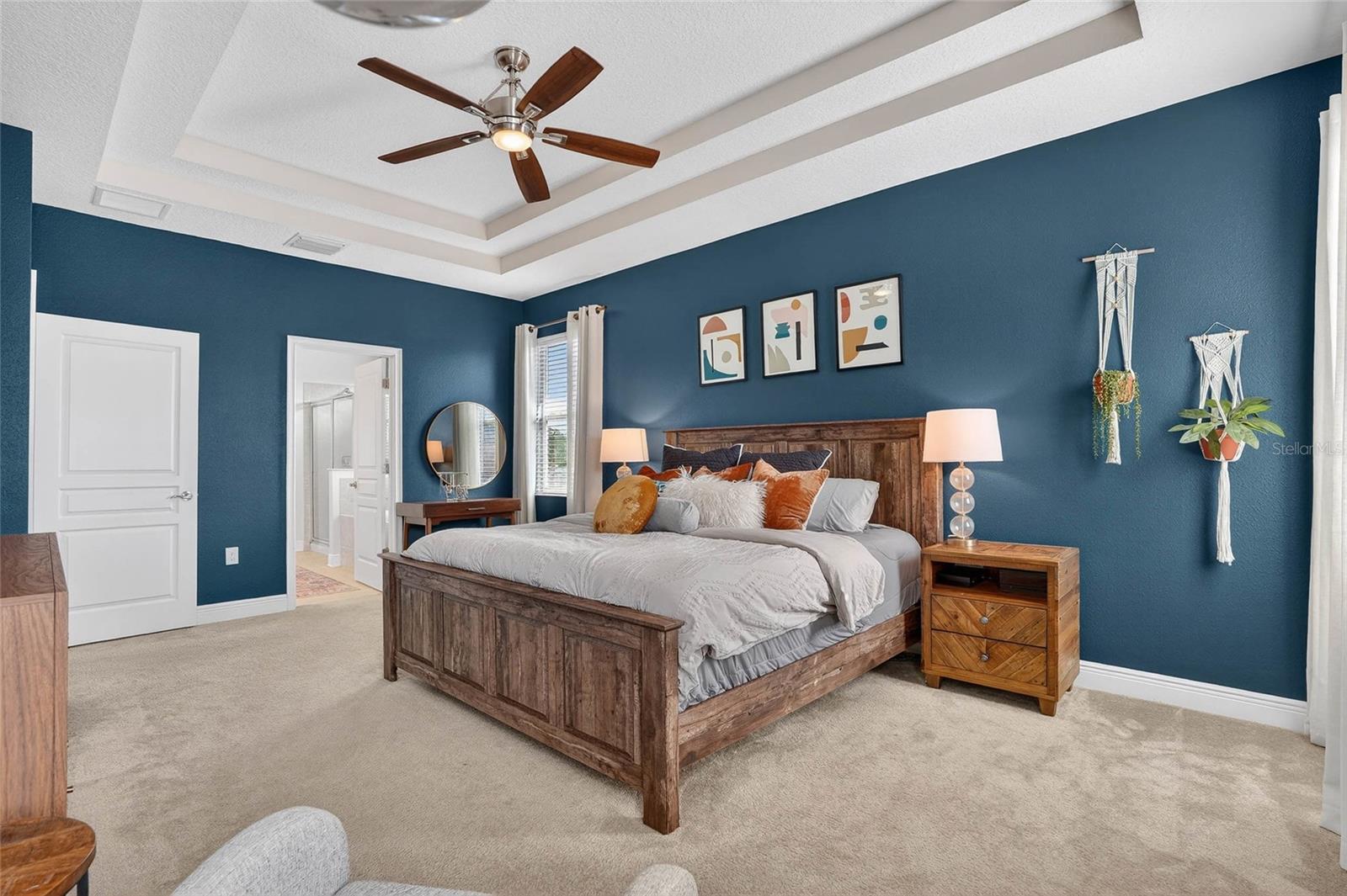 Listing photo id 28 for 2118 Lemon Street