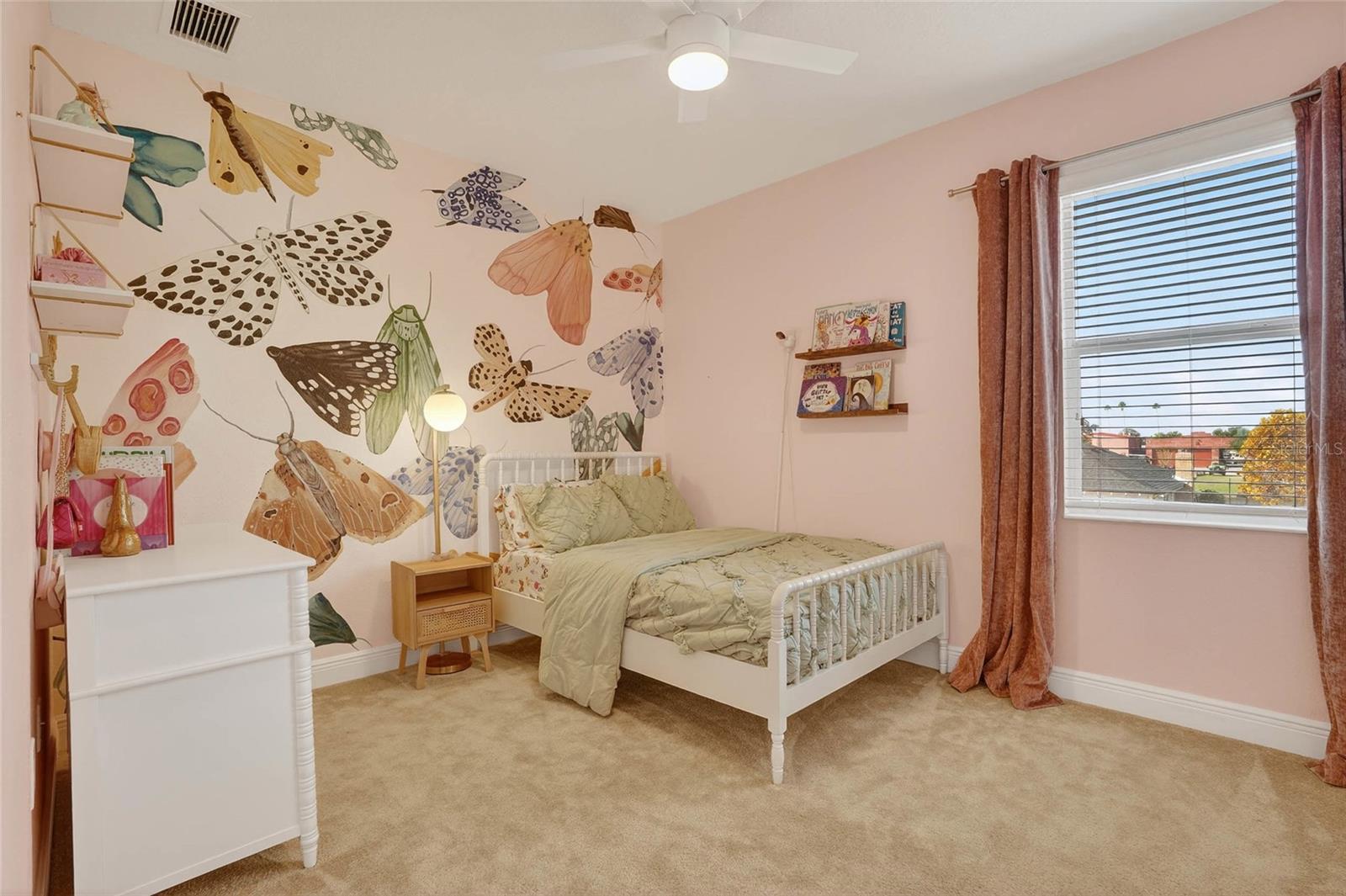 Listing photo id 34 for 2118 Lemon Street