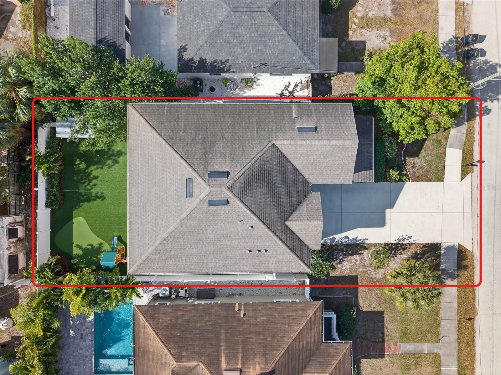 Listing photo id 42 for 2118 Lemon Street